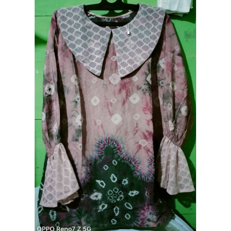 Blouse by EtniraIndonesia