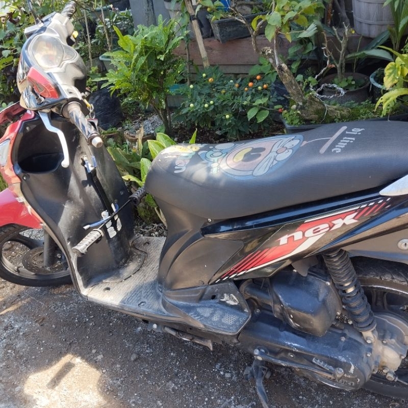 Pijakan kaki anak Motor Susuki Nex