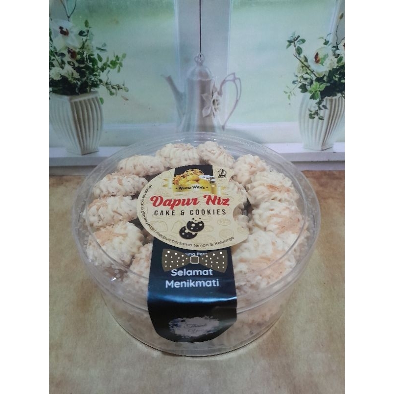 

kue kering sagu keju toples 500gr atau tabung 800ml