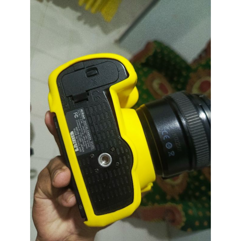 NIKON D5300 + lensa fix 50mm DAN BONUSNYA(bekas)