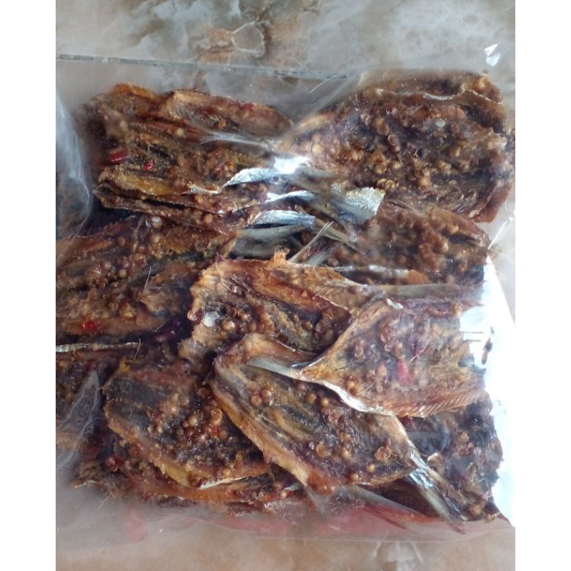

ikan kering bumbu tanpa tulang +/- 250 gram