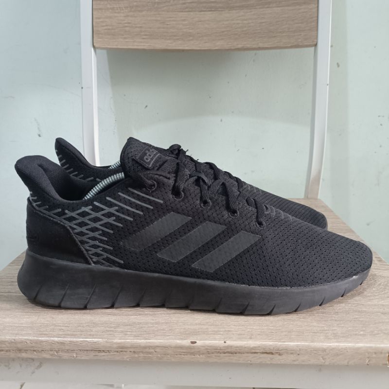 SEPATU LARI ADIDAS ASWEERUN TRIPLE BLACK ORIGINAL F36333 Size 44.5 // 28.5 Cm