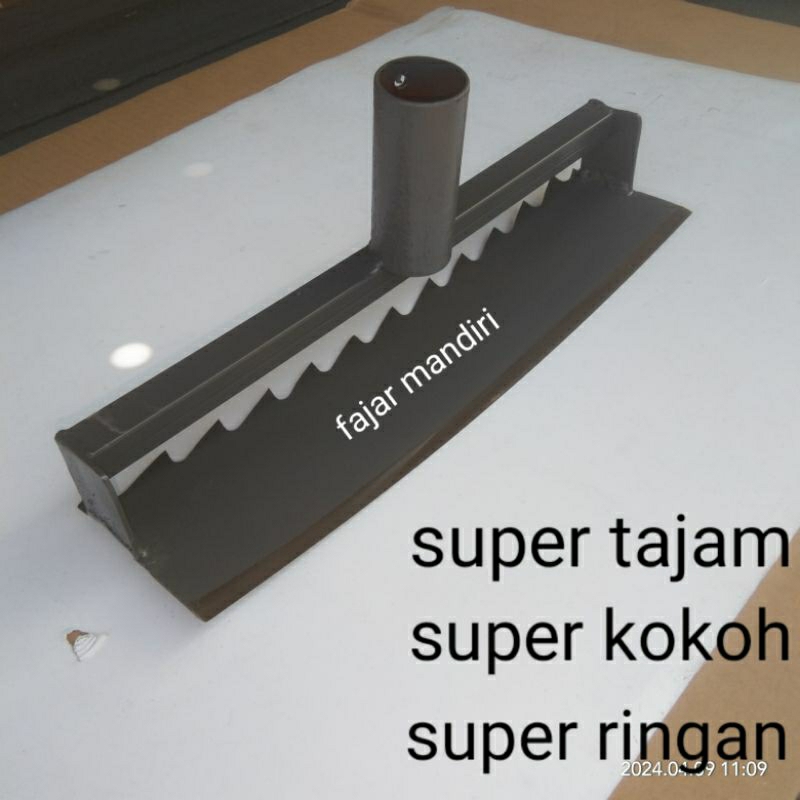 CANGKUL MULTIFUNGSI baja super