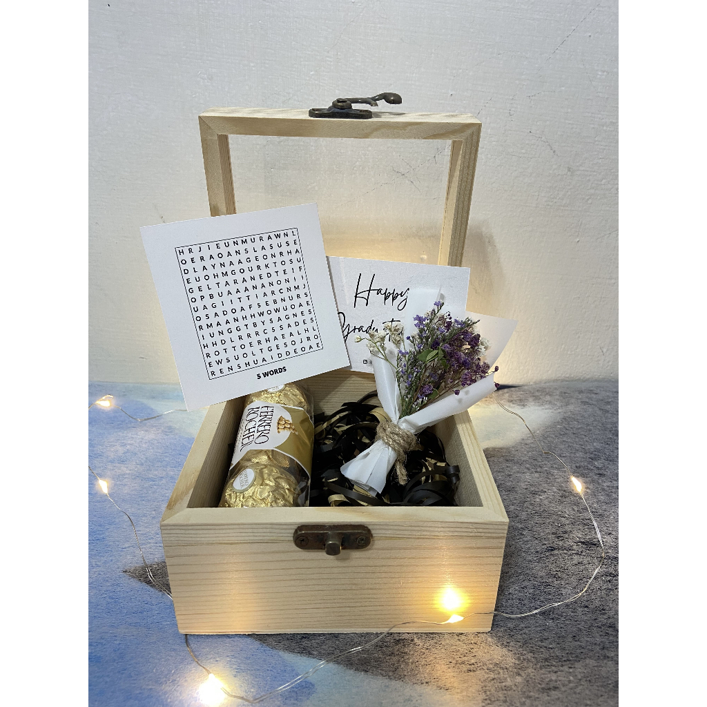 

Hwahwadien Bouquet Flowers | Buket Box Ferrero Rocher | Coklat Buket Box