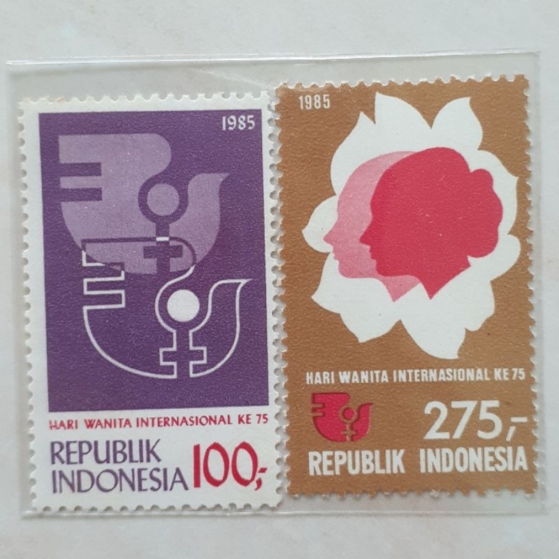 

Perangko Indonesia Hari Wanita Internasional Ke 10 Tahun 1985 set lengkap 2pcs