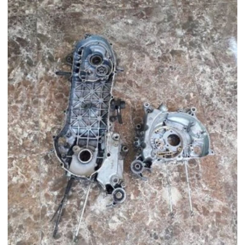 Blok crankcase krengkes tengah kanan kiri mio sporty fino karbu 