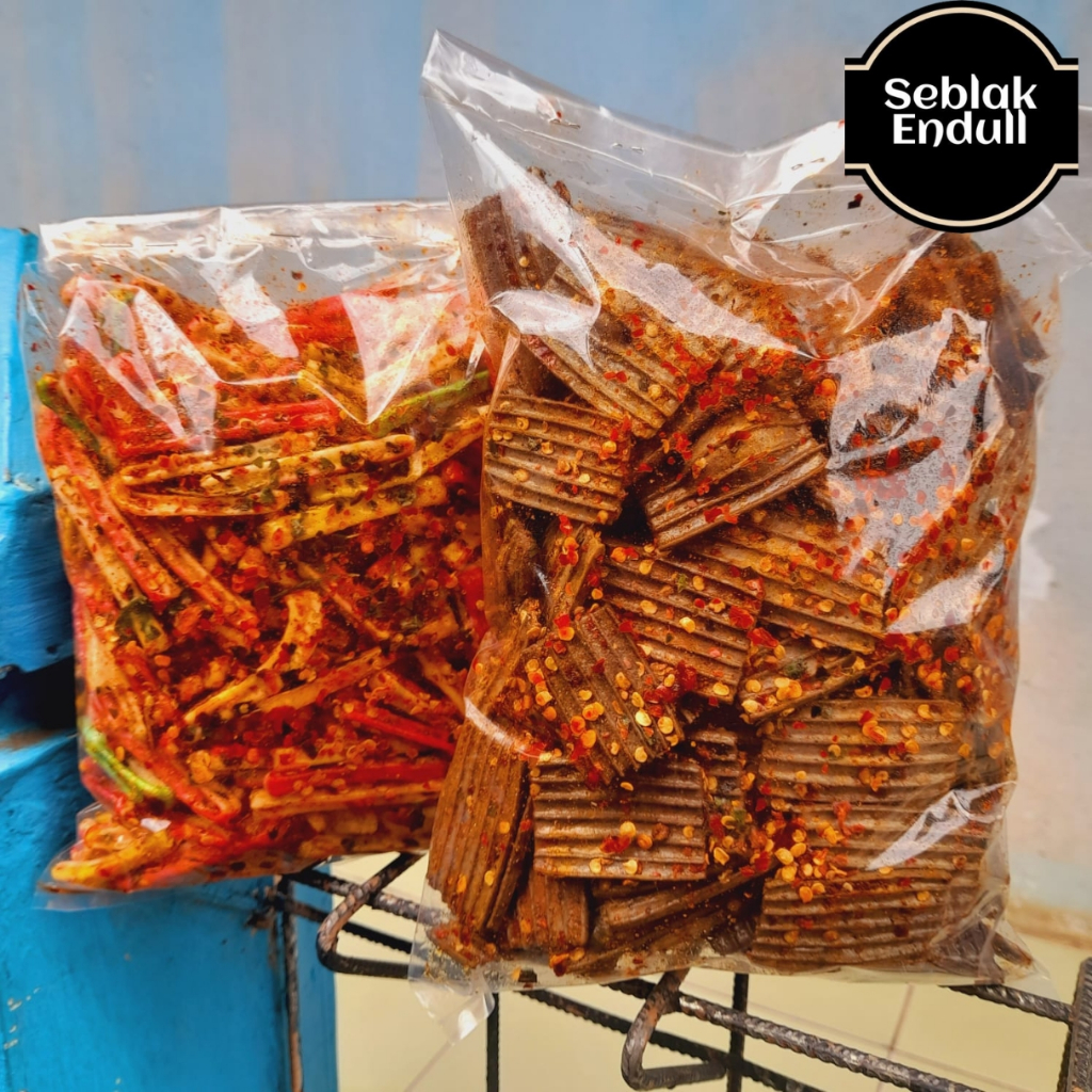 

{BUNDLE} JAAT PEDAS 500GRAM + KERUPUK JENGKOL PEDAS 500GRAM