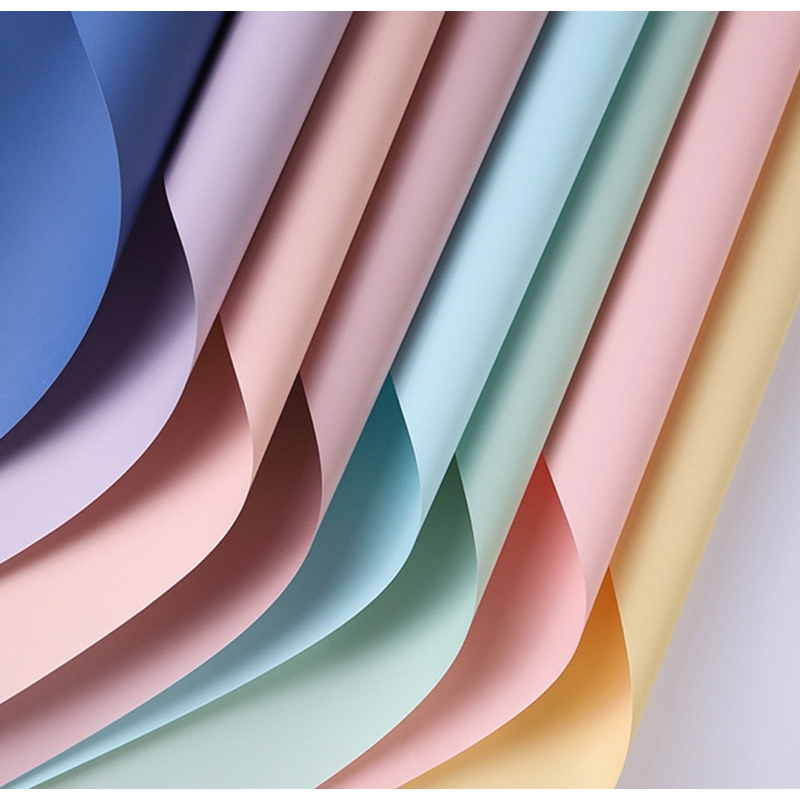 

VictoriaPropertiDekorasi [20 Lembar] Kertas Buket Bunga Polos Korea Cellophane Wrapping Papper Waterproof