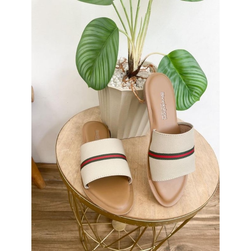 SANDAL WANITA KULIT BHONKSHORS KOKOP GUCI FLAT