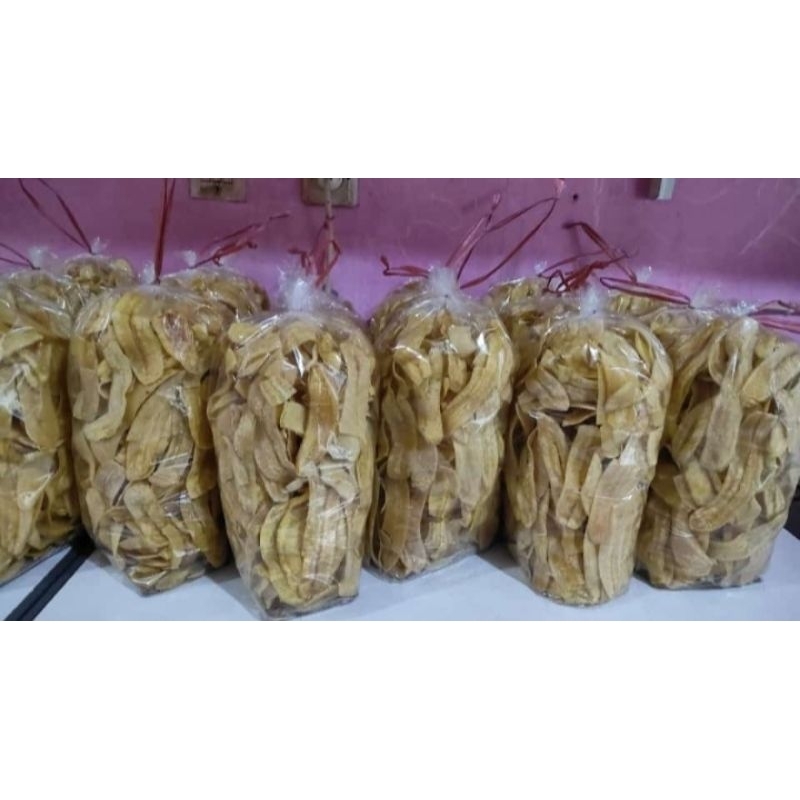 

Keripik kripik pisang 500gr asin gurih / banana chips