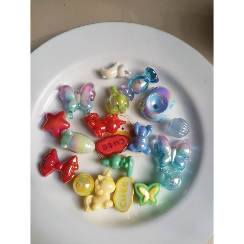 

Klip Klip an bebas pilih di live || By : Fancyy beadsID