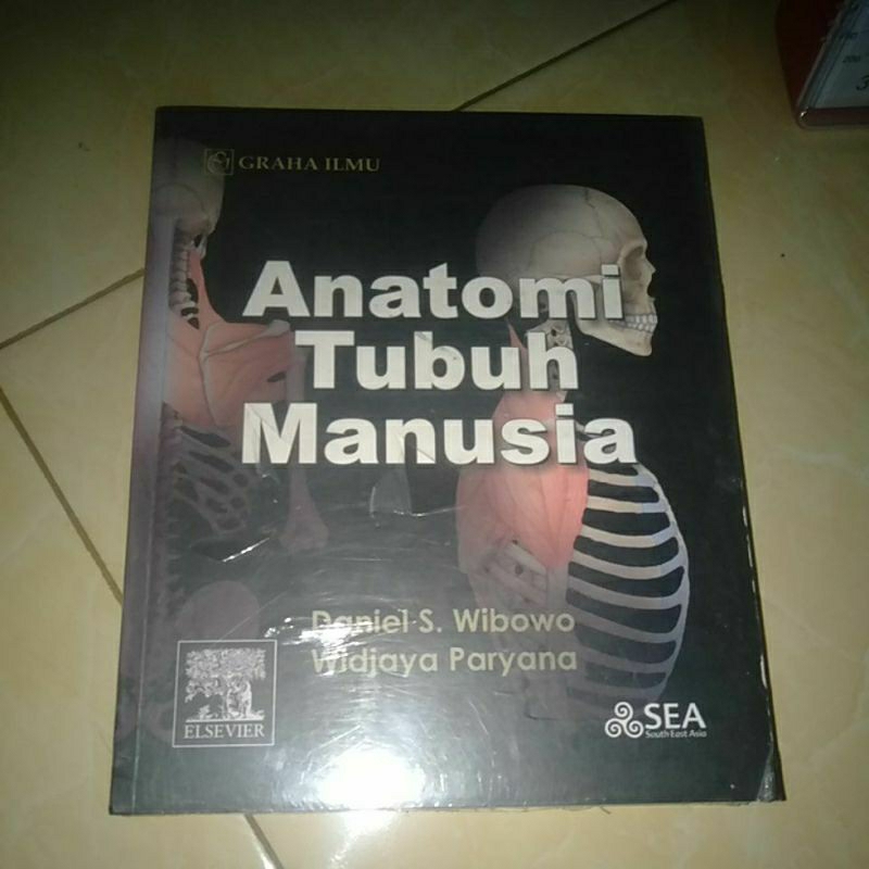 Buku anatomi tubuh manusia