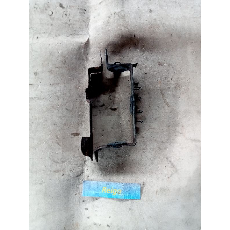 Breket Dudukan Pangkon Tempat Rumah Aki Honda Megapro Lama Hiu Megapro Primus Second Original