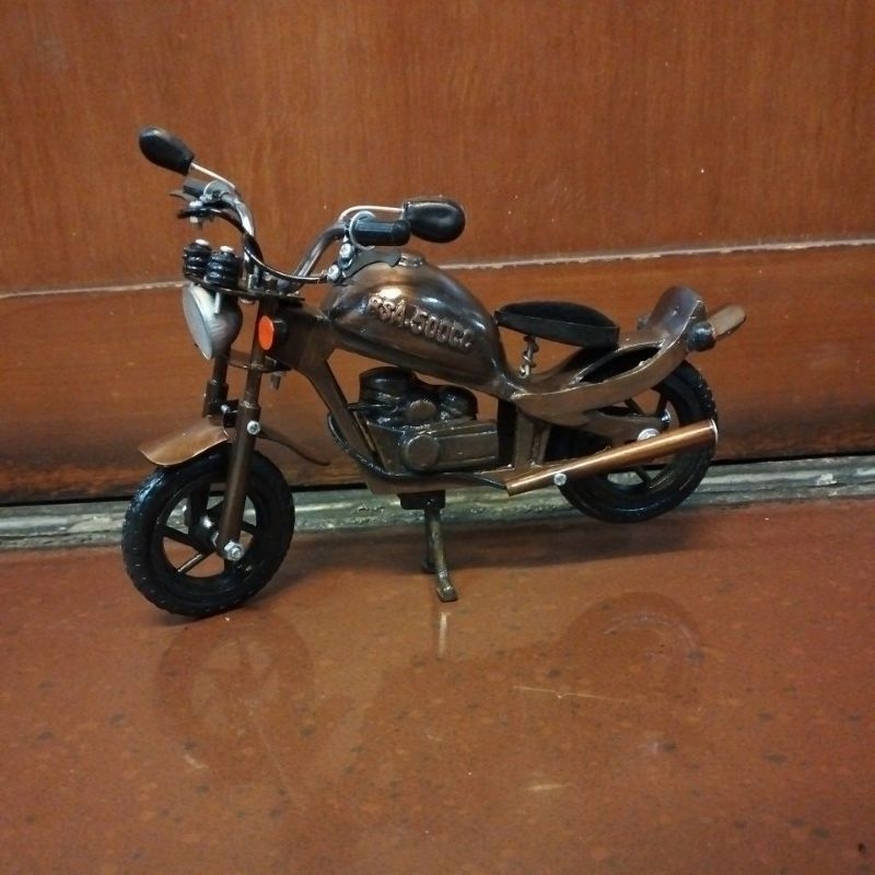 diecast miniatur sepeda motor moge BSA 500cc