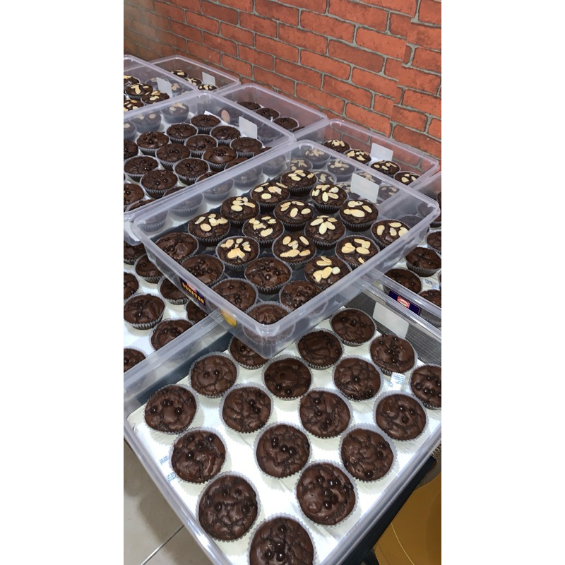

BROWNIES PANGGANG CUP PREMIUM HOME BAKED