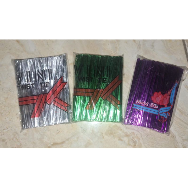 

Kawat Ikat / Kawat Warna 10 cm