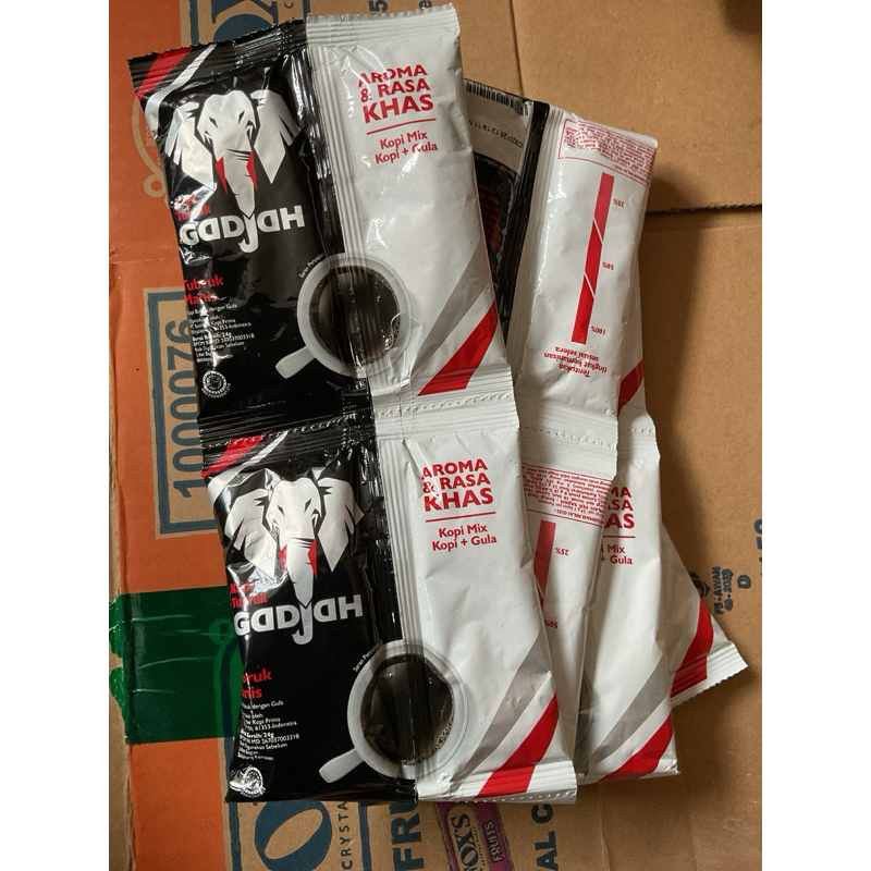 

kopi tubruk Gadjah+gula 1dus 12 renteng