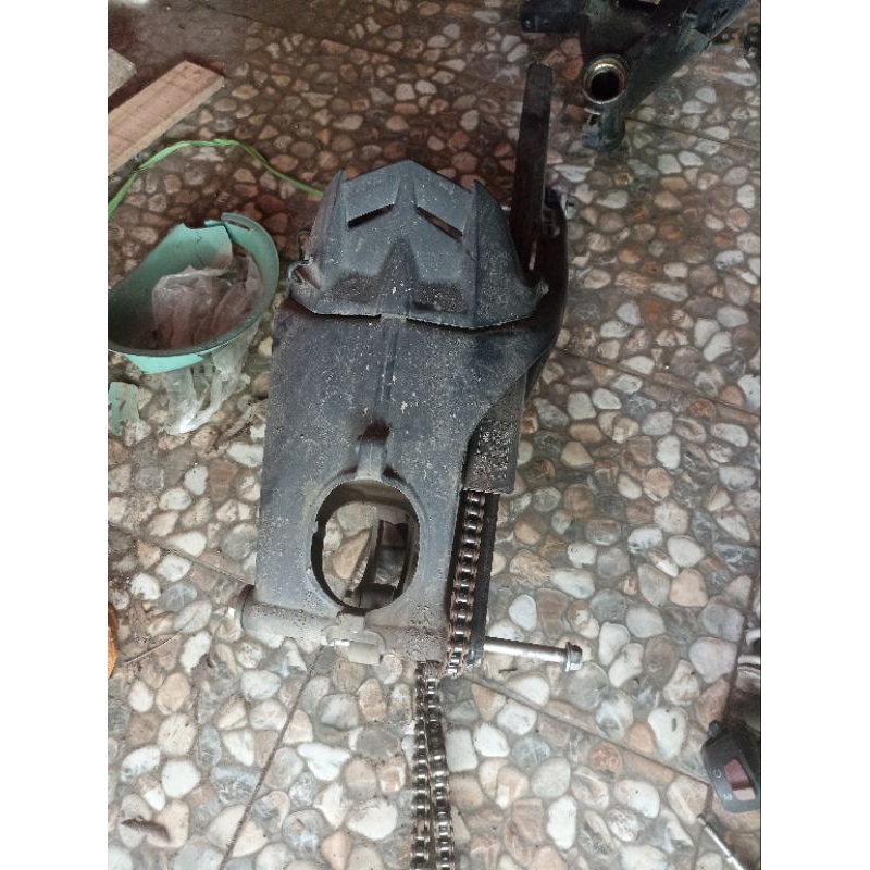 swing arm supitan yamaha r15 v3