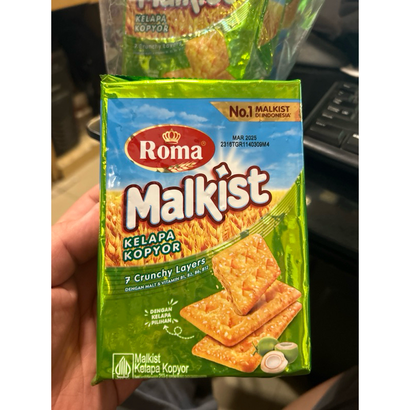 

Roma Malkist kelapa kopyor 213gram