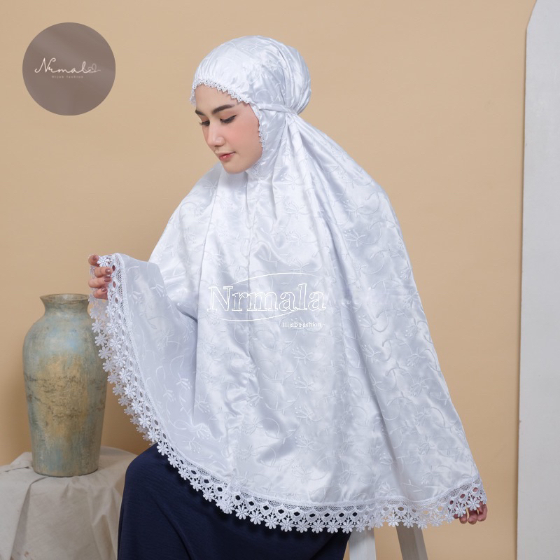 Kerudung Bergo Umroh Haji Ukuran Jumbo Bahan Sutra Paris Bordir Renda Mewah Jilbab Bersaku