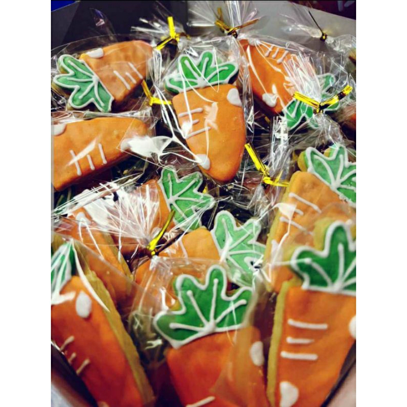 

Cookies kukis karakter icing sugar homemade, souvenir goodiebag cemilan anak-anak