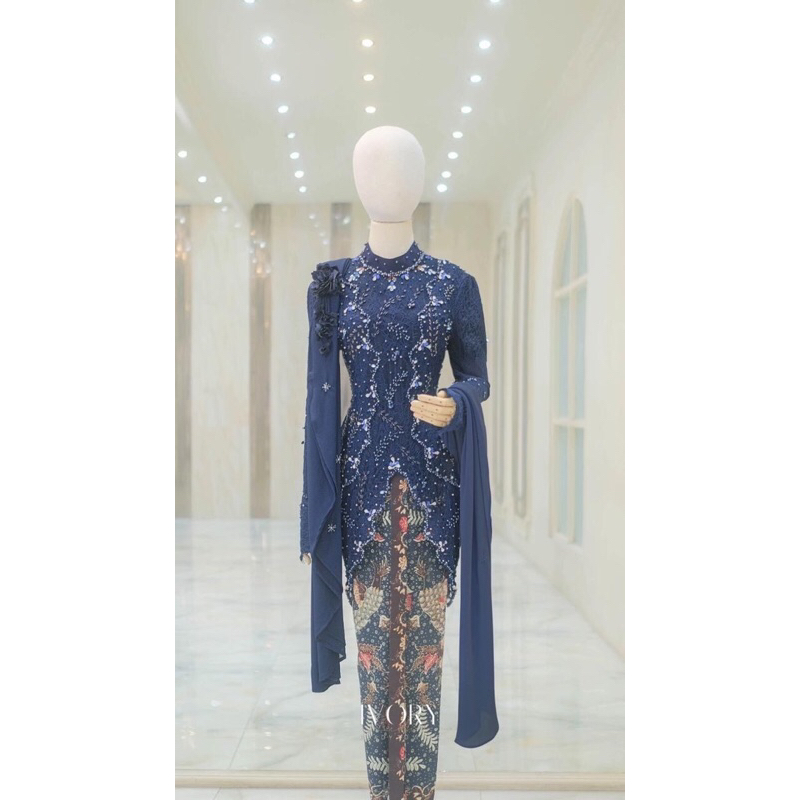 [Preloved] Kebaya Ivory Navy Estuary