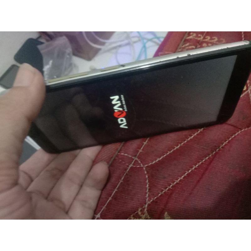Lcd Advan S6 plus tested
