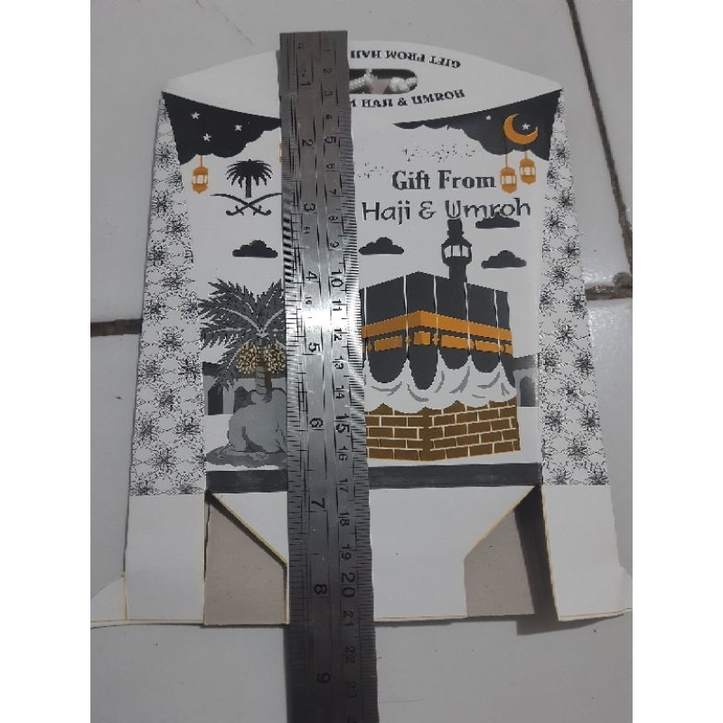 

20 pcs Box oleh oleh umroh , Tas jinjing oleh oleh umroh, kardus oleh oleh haji, kotak oleh oleh umroh