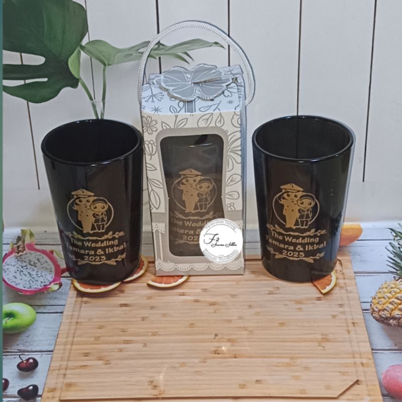 SOUVENIR GELAS HITAM LAMINASI H10 V/GELAS HITAM FREE SABLON DESAIN