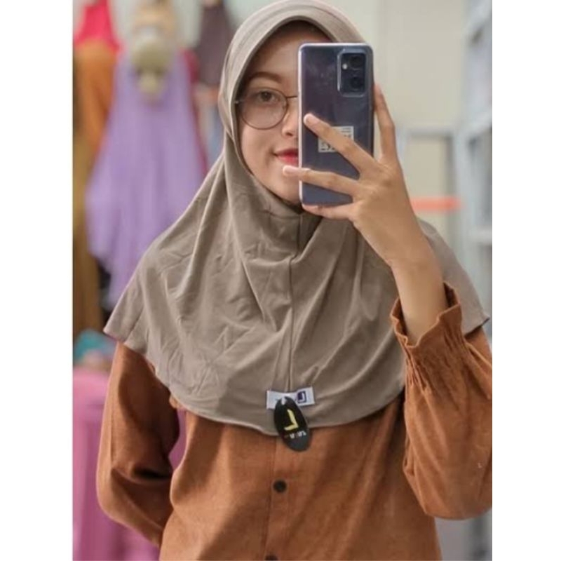 Hijab sport lulu size L Jersey premium/Bergo lulu