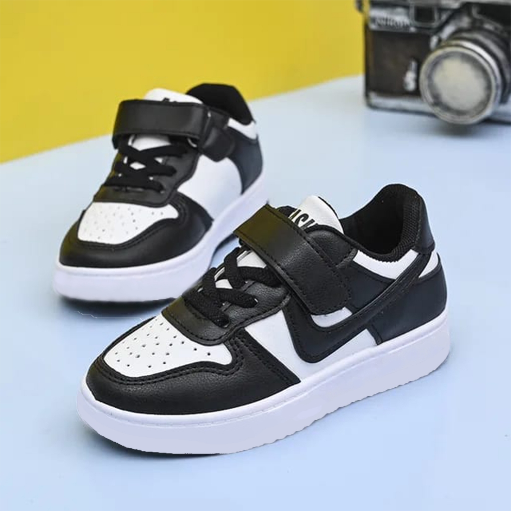 SEPATU CASUAL ANAK SEPATU SEKOLAH SEPATU HITAM SEPATU SNEAKERS ANAK [COD]