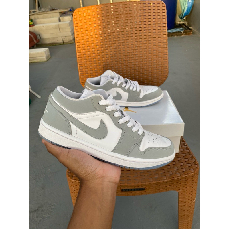 jordan 1 low wolf grey