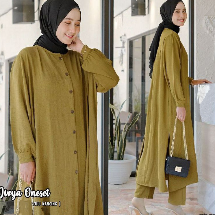 Dapatkan Buruan  Setelan Wanita Bahan Rayon Polos Fashion Muslim Kancing Depan