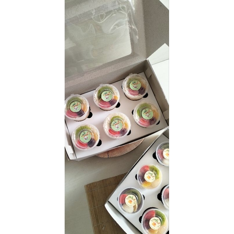 

Hampers Salad Buah