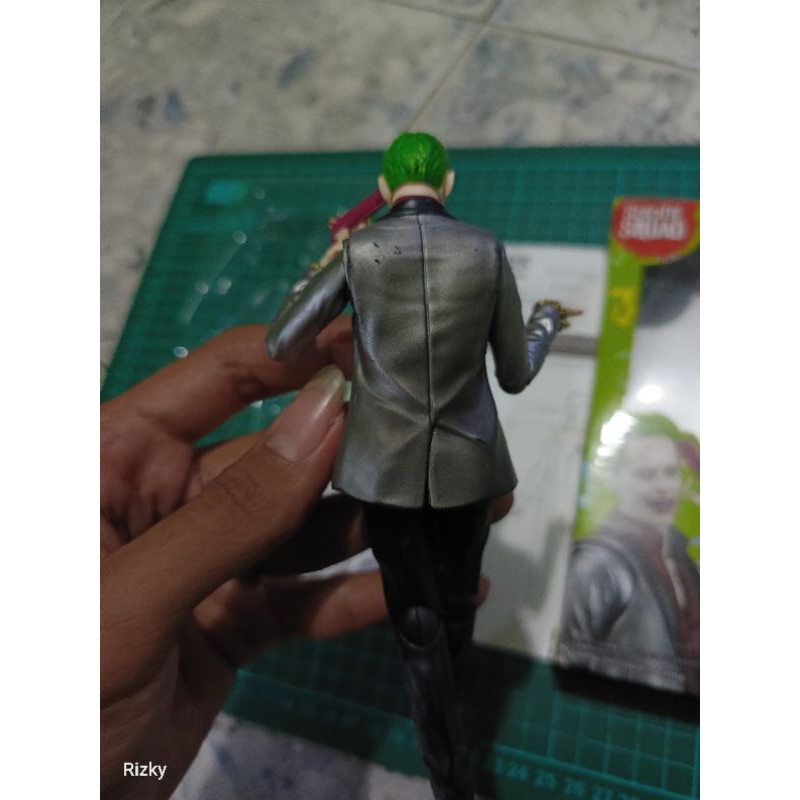 Action Figure Joker Suicide Squad Ori original bib Bekas  second