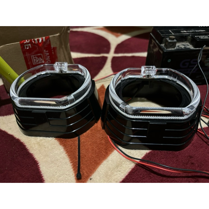 shroud model bmw 2.5 inch pnp projie 3 inch AE putih