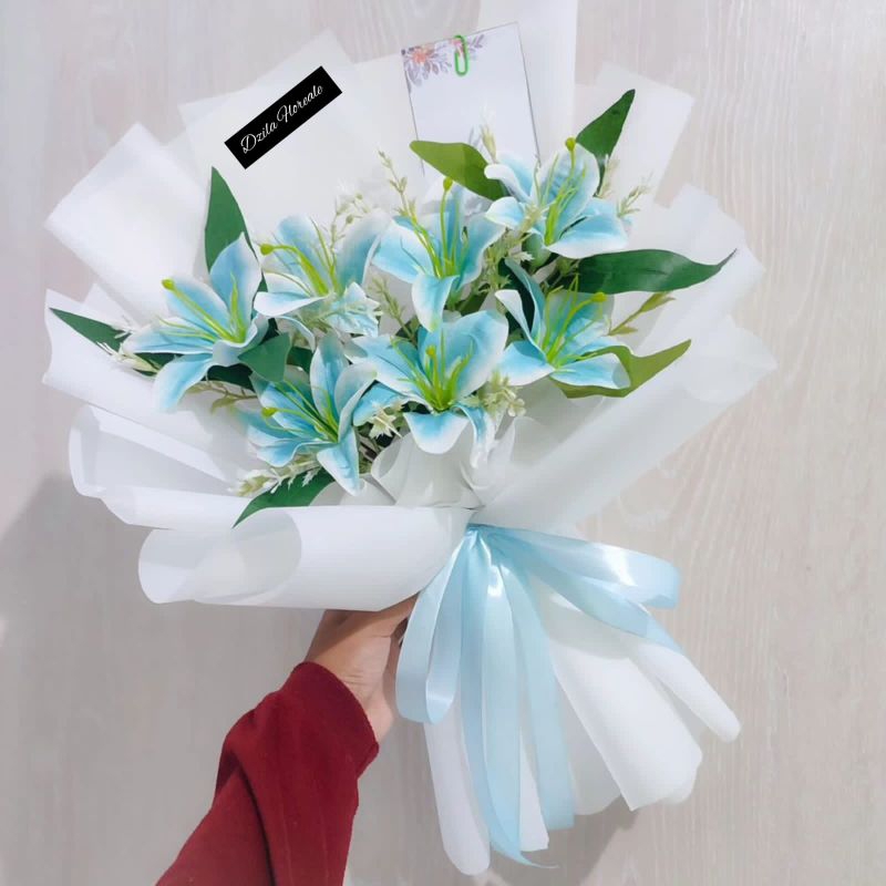 BUKET BUNGA ARTIFICIAL/ BUKET WISUDA/ BUKET BUNGA LILY