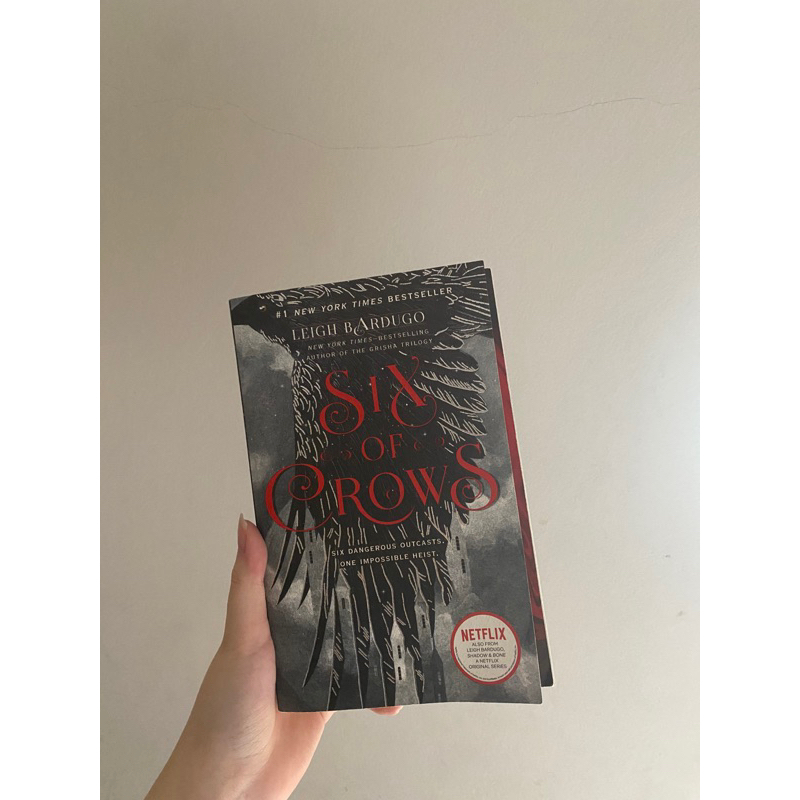 Six of crows (preloved)
