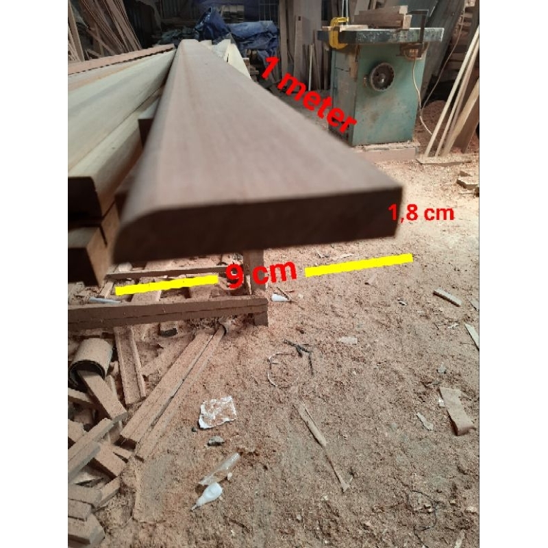 Lis plint kayu solid lantai dinding lis plin