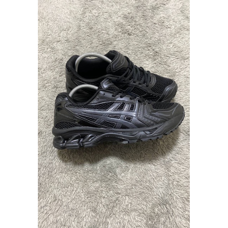 

ASSICS GEL KAYANO BALACK