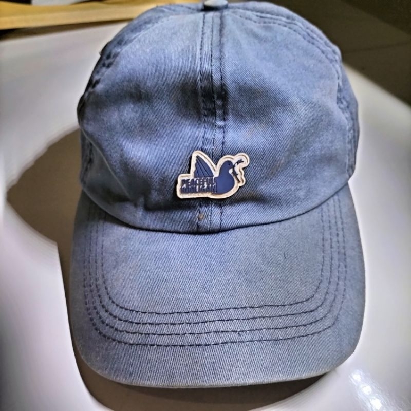 Topi Peaceful Hooligan