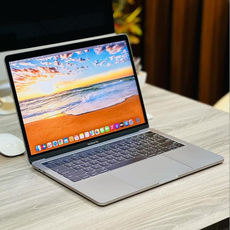 Macbook Pro Retina 13 inch 2020 Touchbar Second Original