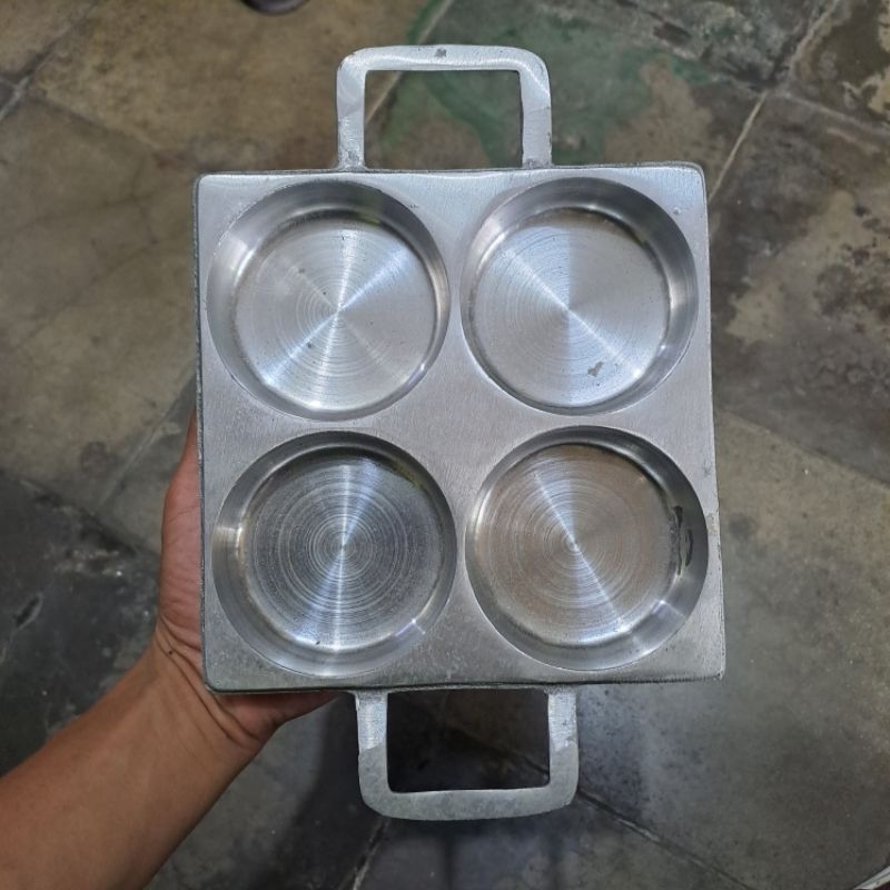 Cetakan Kue Loyang Martabak Mini 4 Lubang Alumunium Cor Kotak Tebal