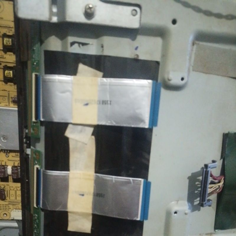 sepasang kabel fleksibel tv LG43LH500T-TA