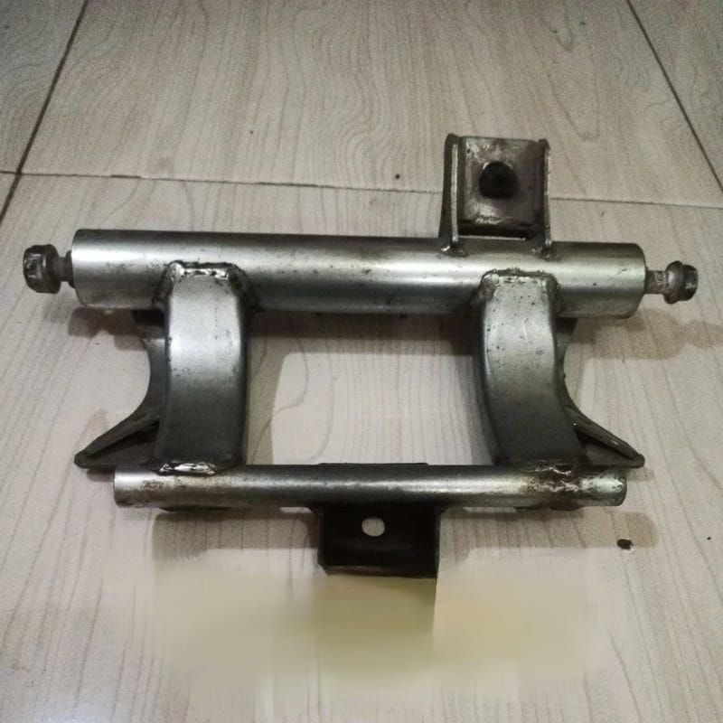 ENGINE MOUNTING MOUNTING MESIN HONDA BEAT FI ORIGINAL