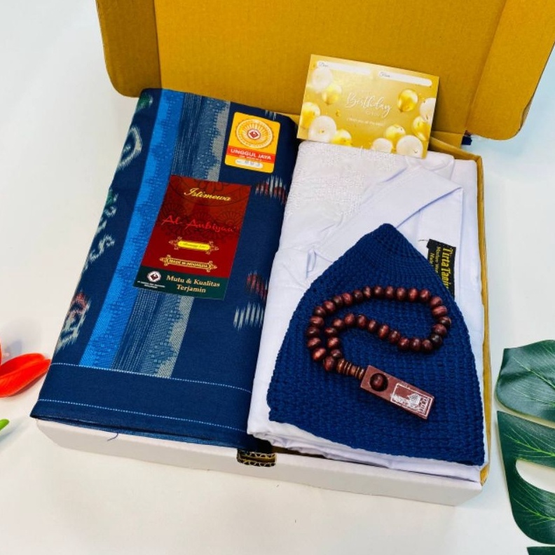 KODE C14K HAMPERS baju koko sarung dewasa Kado ulang tahun wisuda Hampers gift box cowok cakep Hampe