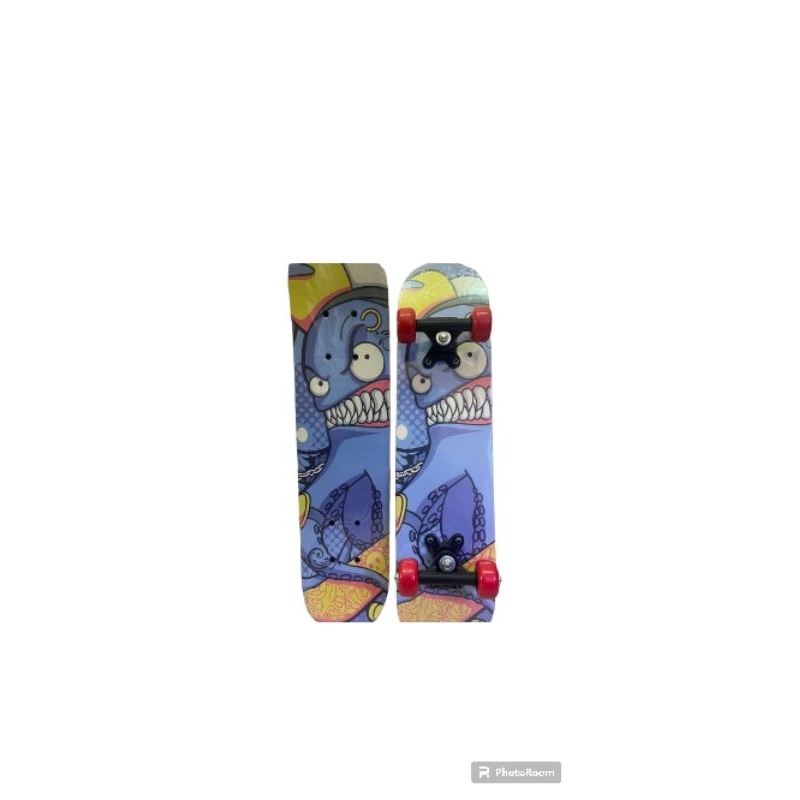 Skateboard / Sketbot / Papan Seluncur Anak Size M