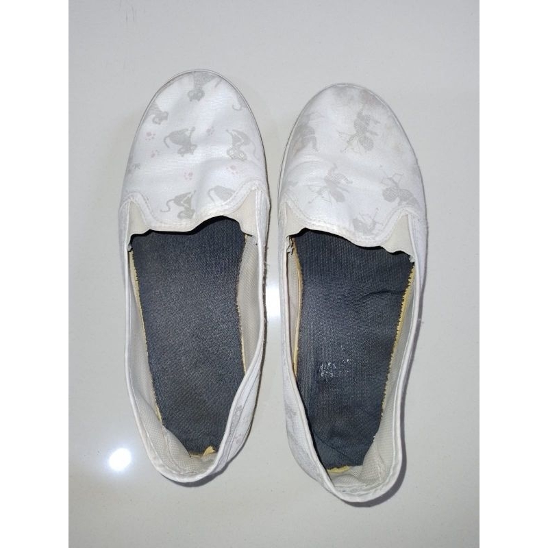 Sepatu flatshoes wanita sepatu casual santai preloved second