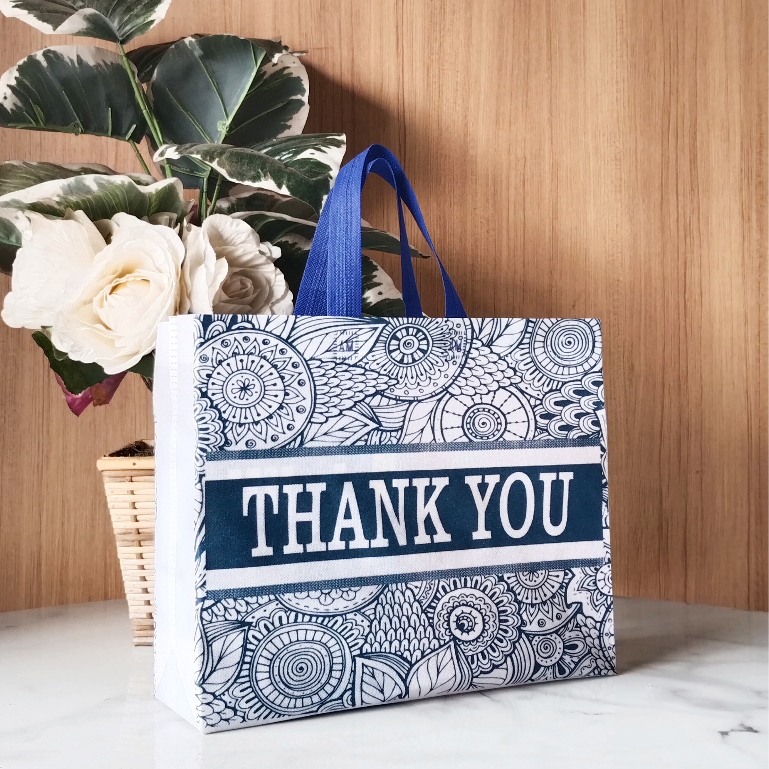 

(HARGA 12PCS) Tas Spunbond Kain Tali / Goodiebag Spunbond Untuk Souvenir Hampers Terkini 32x27x10 / 25x25x12