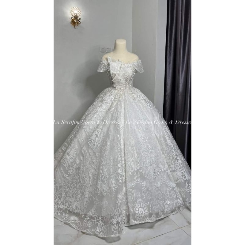 Gaun Pengantin Modern Murah gaun pengantin premium gaun pengantin luxury  Gaun pengantin second gaun pengantin preloved